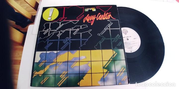 Discos de vinilo: LARRY CARLTON-LP 1978 - Foto 1