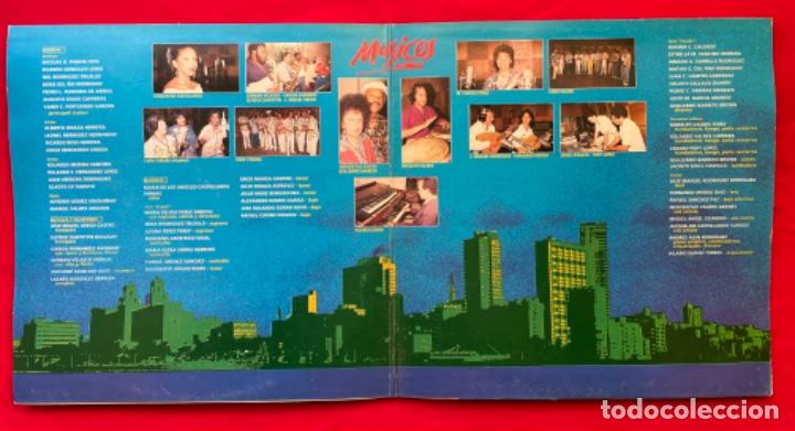 Discos de vinilo: CUBANISIMO - &iexcl; CALIENTE CALIENTE ! - 62 EXITOS DE SIEMPRE - 2 DISCOS - Foto 2
