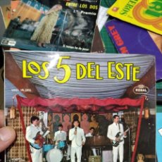 Discos de vinilo: EP LOS 5 DEL ESTE LA BAMBA ALEGRE. Lote 325081443