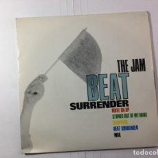 Discos de vinilo: THE JAM - 2 SINGLES - MOVE ON UP- STONED OUT FO MY MIND - WARD / SHOPPING - BEAT SURRENDER. Lote 325084363