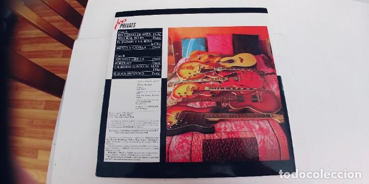 Discos de vinilo: MAX-LP JUEGOS PRIVADOS-GATEFOLD - Foto 3