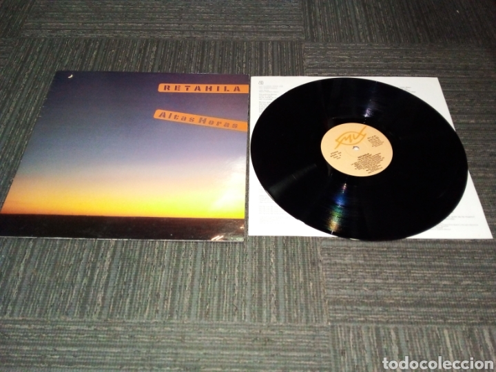 Disques de vinyle: RETAHILA - ALTAS HORAS - SPAIN - MV - INCLUYE ENCARTE - REF MVLP2- 096 - L -