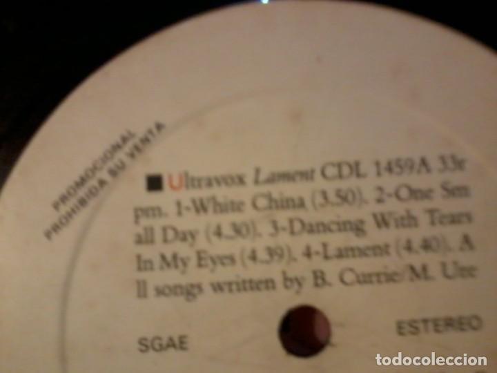 Discos de vinilo: Ultravox LP Lament Esp.1984 insert PROMO - Foto 2