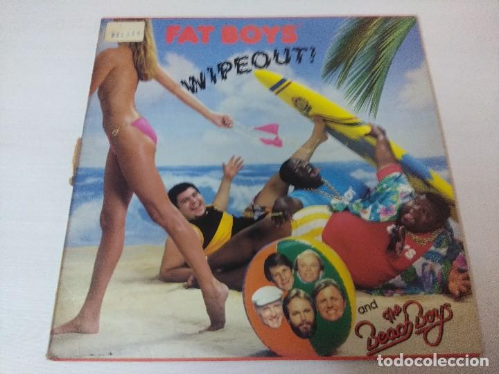 Discos de vinilo: FAT BOYS/WIPEOUT/VINILO MAXI. - Foto 1