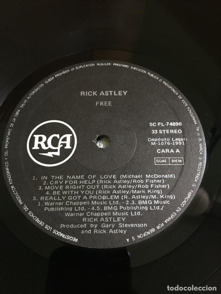 Discos de vinilo: Rick Astley &lrm;&ndash; Free - Foto 6
