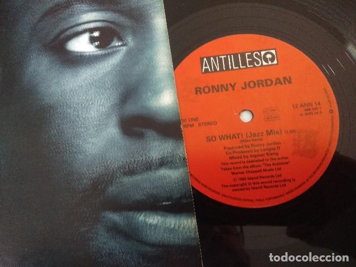Discos de vinilo: RONNY JORDAN/SO WHAT/VINILO MAXI. - Foto 2