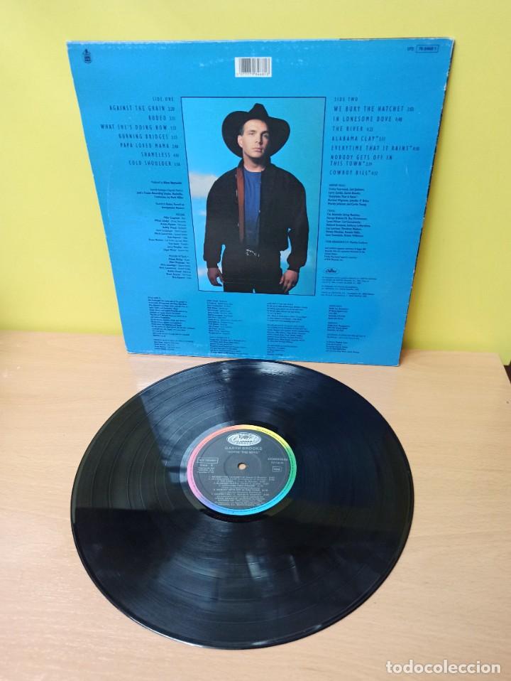 Discos de vinilo: DISCO DE VINILO - GARTH BROOKS - ROPIN THE WIND - Foto 2