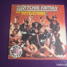 Discos de vinilo: THE RITCHIE FAMILY – PUT YOUR FEET TO THE BEAT / IT'S A MAN WORLD - SG RCA 1979 - DISCO ELECTRONICA