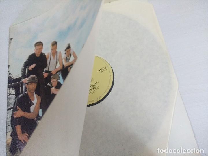 Discos de vinilo: Jo BOXERS/JOHNNY FRIENDLY/VINILO MAXI. - Foto 2