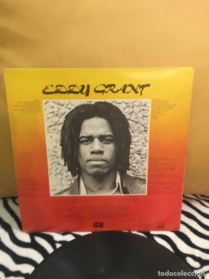 Discos de vinilo: Eddy Grant &lrm;&ndash; Walking On Sunshine = Caminando Sobre El Sol - Foto 2