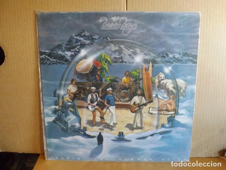 Discos de vinilo: THE BEACH BOYS --- KEEPIN THE SUMMER ALIVE - Foto 1