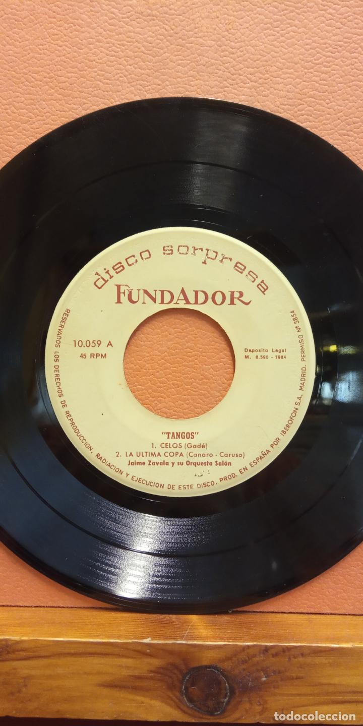 Discos de vinilo: SINGLE. DISCO SORPRESA FUNDADOR. TANGOS. 10.059. SIN ESTUCHE - Foto 1