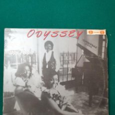 Discos de vinilo: ODYSSEY-MAGIC TOUCH + HAPPY PEOPLE MAXI