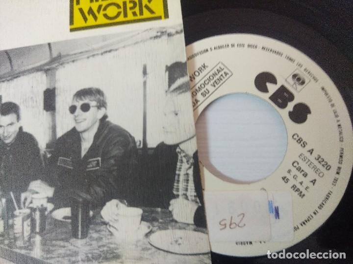 Discos de vinilo: MEN AT WORK/OVERKILL/SINGLE PROMOCIONAL. - Foto 2