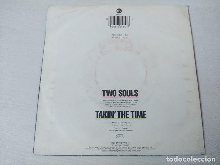 Discos de vinilo: HOWARD JONES/TWO SOULS/SINGLE. - Foto 3