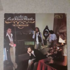Discos de vinilo: THE OAK RIDGE BOYS. ROOM SERVICE. 1978, USA, AY-1065. DISCO EX. CARÁTULA VG+ (ROCES EN ALGÚN BORDE)
