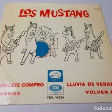 Discos de vinilo: LOS MUSTANG UN BILLETE COMPRÓ - LLUVIA DE VERANO / EL MUNDO - VOLVER A TI. Lote 335508343