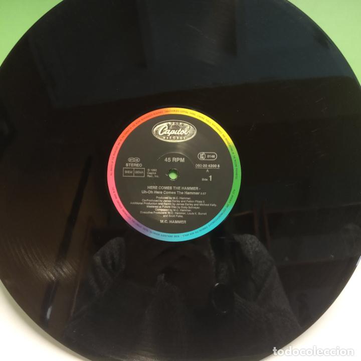 Discos de vinilo: LP. M.C. HAMMER. HERE COMES THE HAMMER. SIN ESTUCHE - Foto 1