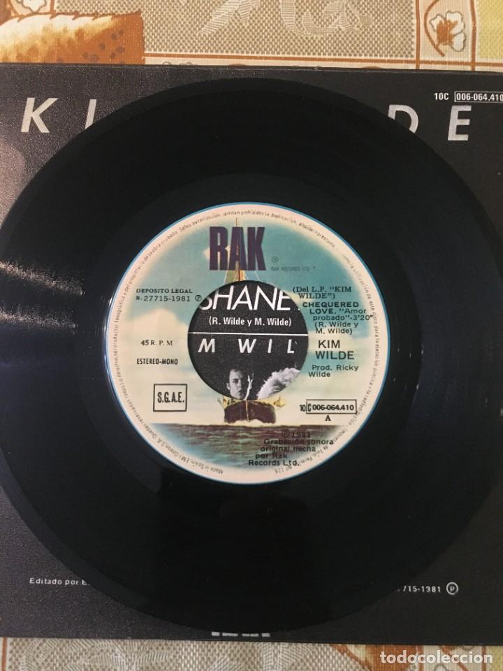 Discos de vinilo: Kim Wilde &lrm;&ndash; Chequered Love = Amor Probado - Foto 3