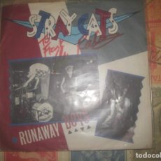 Discos de vinilo: STRAY CATS - RUNAWAY BOYS + MY ONE DESIRE ARISTA – SCAT 1 1980 OG ENGLAND FIRMADO LEE ROCKER. Lote 336724128