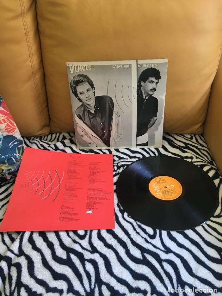 Discos de vinilo: Daryl Hall & John Oates &lrm;&ndash; Voices - Foto 2