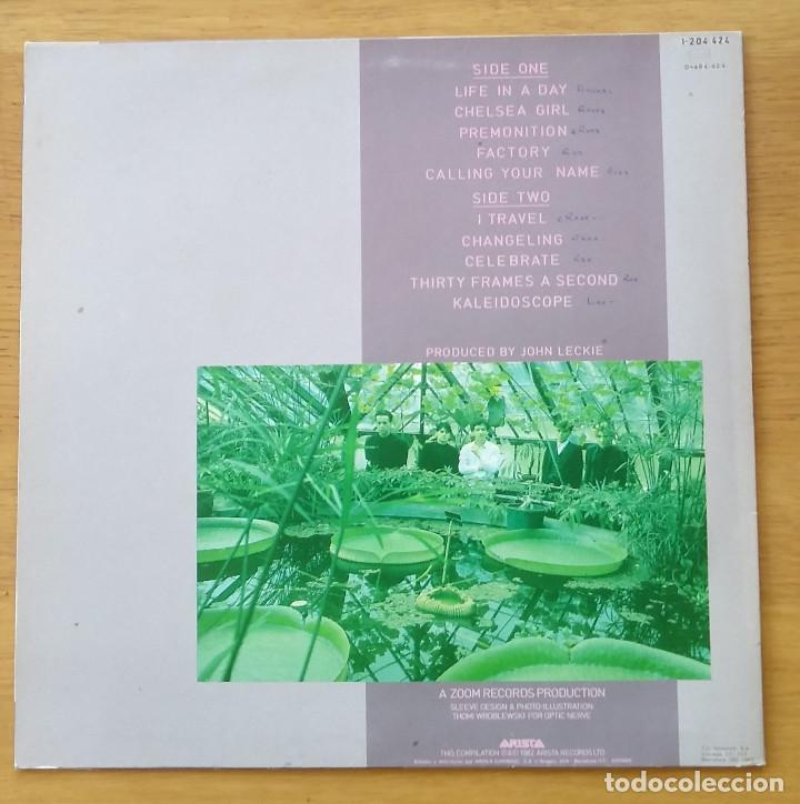 Discos de vinilo: SIMPLE MINDS: &rdquo; CELEBRATION&rdquo; LP VINILO 1982 SYNTH-POP - Foto 2