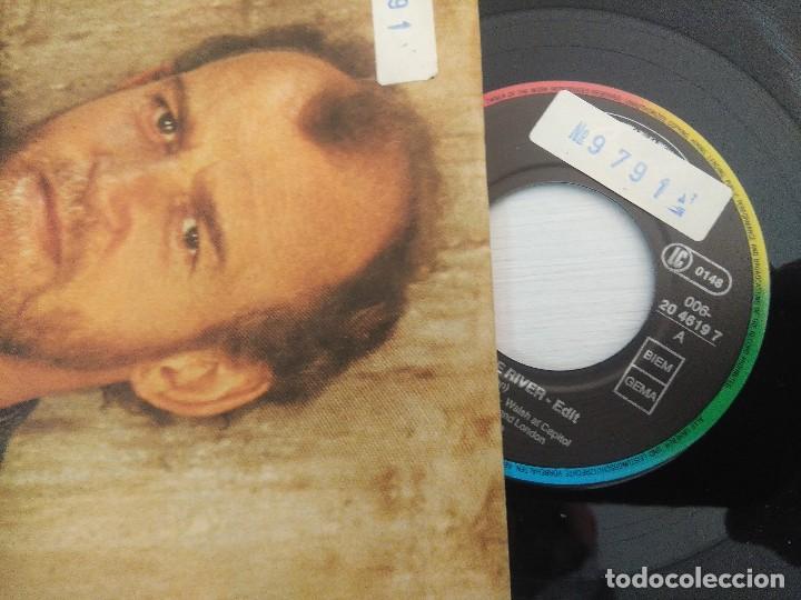 Discos de vinilo: JOE COCKER/I CAN HEAR THE RIVER/SINGLE. - Foto 2
