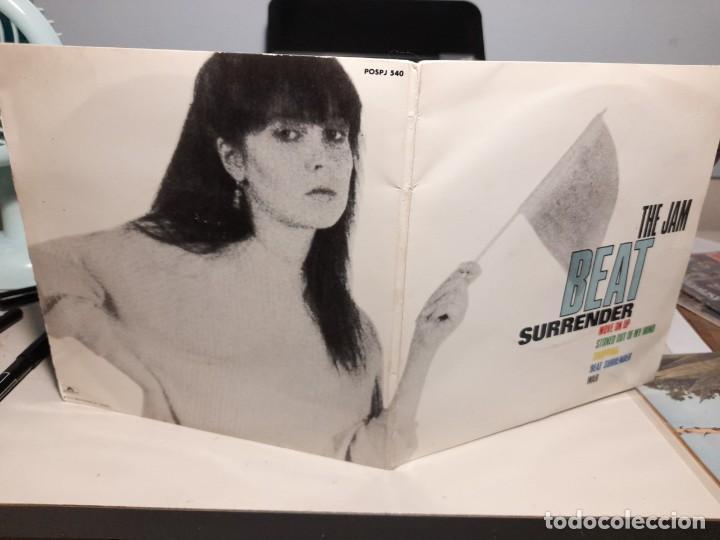 Discos de vinilo: DOBLE SINGLE DE THE JAM : BEAT SURRENDER - Foto 5
