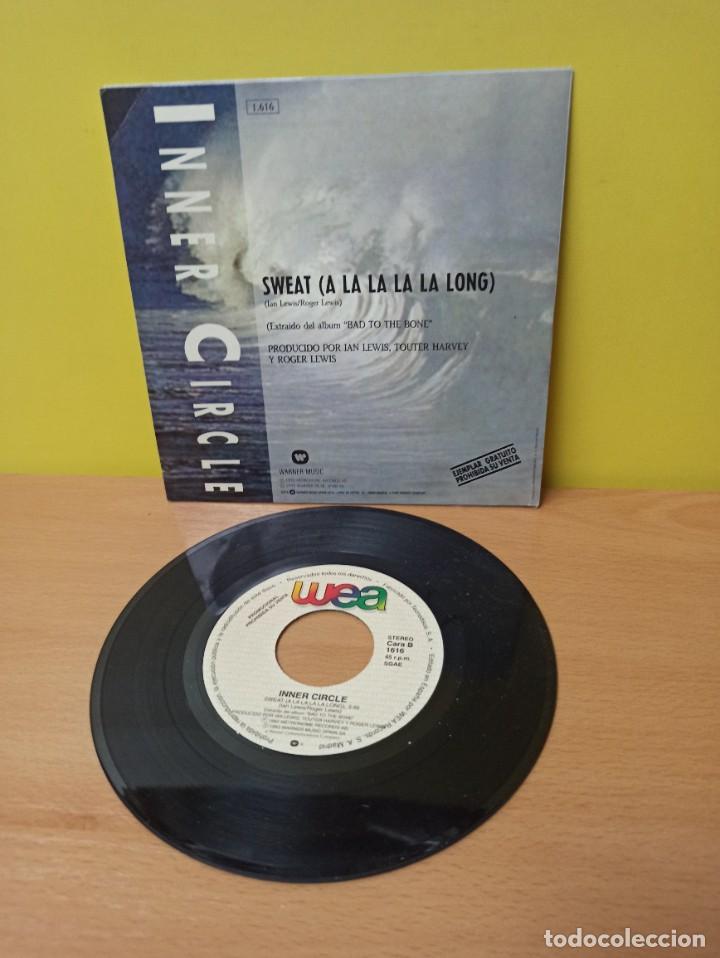 Discos de vinilo: SINGLE DISCO DE VINILO - INNER CIRCLE - SWEAT (A LA LA LA LA LONG) - Foto 2