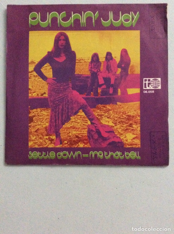 Discos de vinilo: Punchin&rsquo; Judy. Settle down. Ring that Bell. - Foto 1