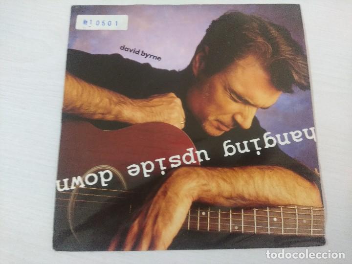 Discos de vinilo: DAVID BYRNE/HANGING UPSIDE DOWN/SINGLE. - Foto 1