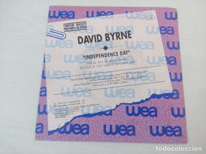 Discos de vinilo: DAVID BYRNE/INDEPENDENCE DAY/SINGLE PROMOCIONAL. - Foto 3