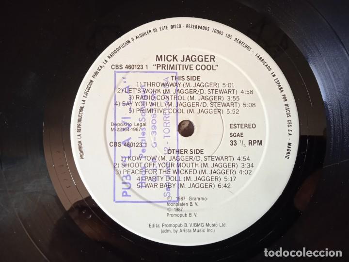 Discos de vinilo: Mick Jagger....Primitive Cool. (CBS 1987) Spain. Pop Rock. - Foto 5