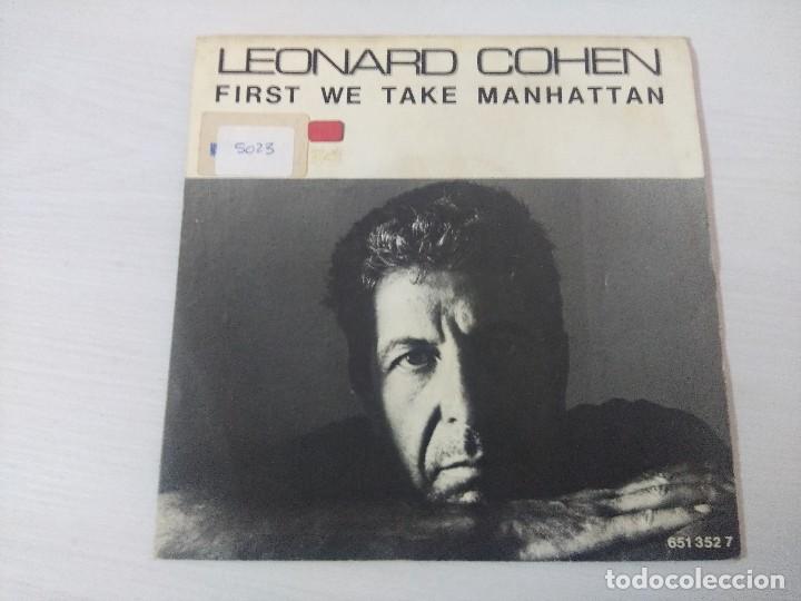 Discos de vinilo: LEONARD COHEN/FIRST WE TAKE MANHATTAN/SINGLE PROMOCIONAL. - Foto 1