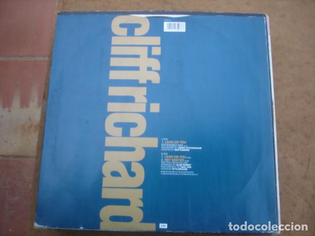 Discos de vinilo: Cliff Richard Lean On You (Extended Mix) - Foto 2
