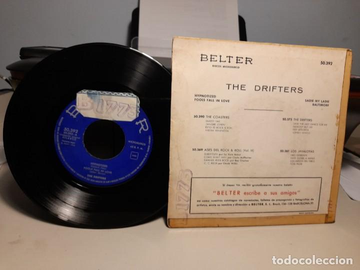 Discos de vinilo: EP THE DRIFTERS : HYPNOTIZED - Foto 2
