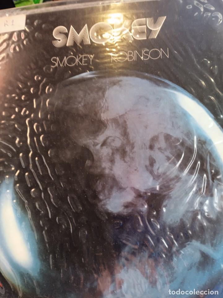 Discos de vinilo: SMOKEY ROBINSON- SMOKEY. LP. - Foto 1