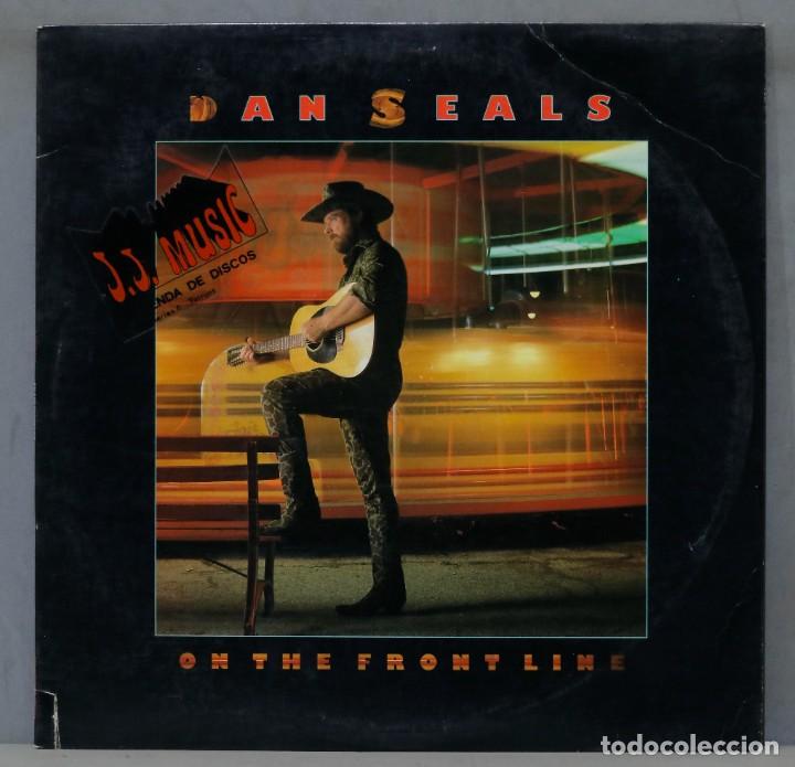 Discos de vinilo: LP. Dan Seals. On The Frontline - Foto 1