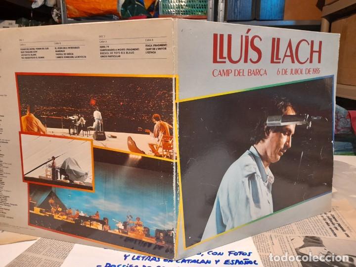 Discos de vinilo: DOBLE LP LLUIS LLACH : CAMP DEL BAR&Ccedil;A ( CON EXTRAS ) - Foto 2