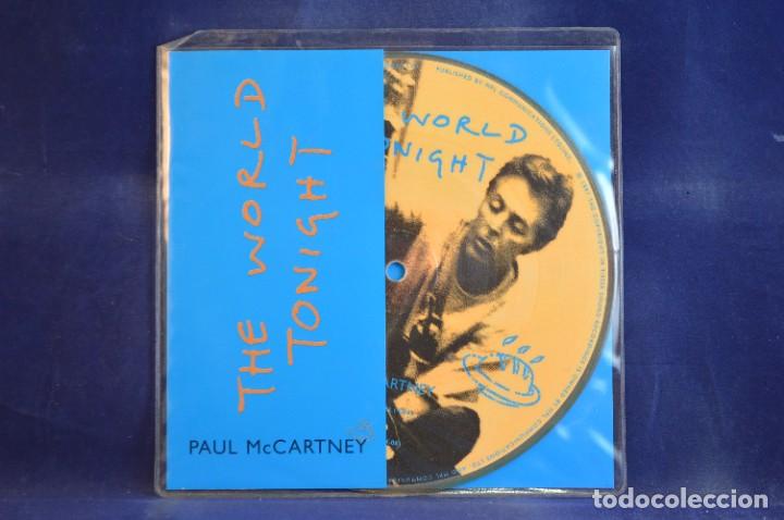 Discos de vinilo: PAUL MCCARTNEY - THE WORLD TONIGHT - SINGLE - Foto 1