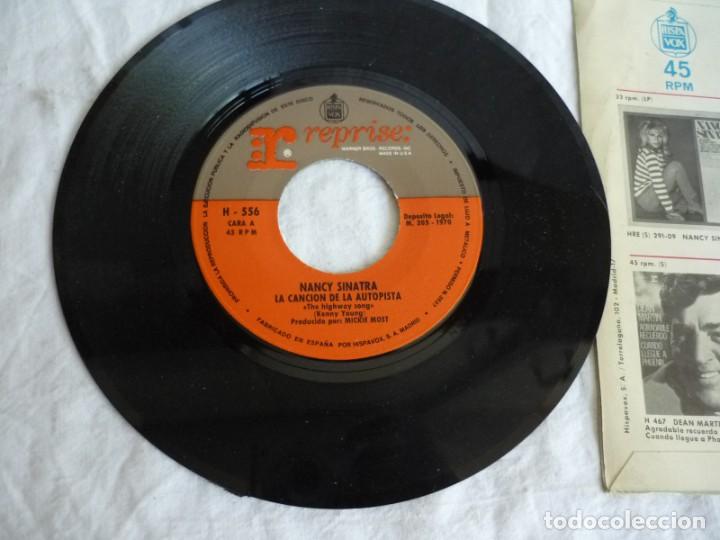 Discos de vinilo: 2 EP vinilo + 1 single de Nancy Sinatra - Foto 10