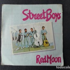Discos de vinilo: DISCO - STREET BOYS - RED MOON. EDIGSA. AÑO 1982.
