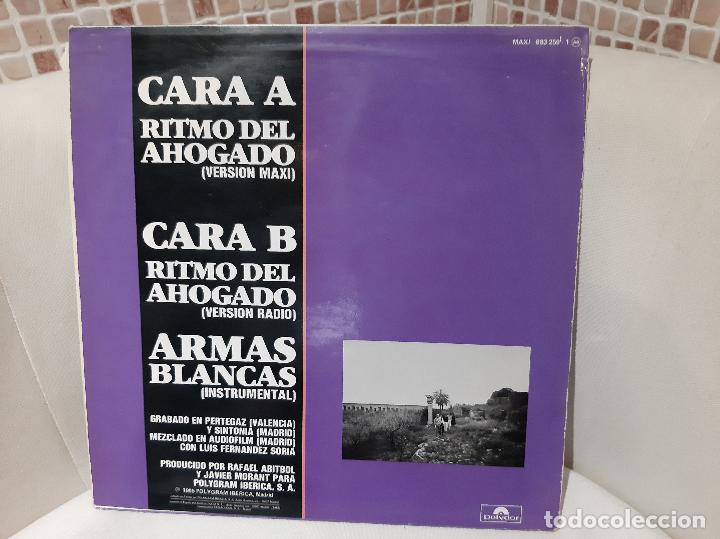 Discos de vinilo: ARMAS BLANCAS -RITMO DEL AHOGADO- (1985) MAXI-SINGLE - Foto 2