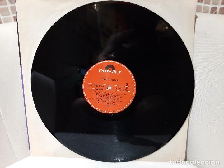 Discos de vinilo: ARMAS BLANCAS -RITMO DEL AHOGADO- (1985) MAXI-SINGLE - Foto 5