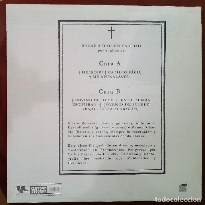 Discos de vinilo: PERRO MOJADO - CR&Oacute;NICA DEL ESPANTO LP - Foto 2