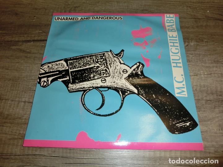 Discos de vinilo: M.C. HUGHIE BABE - UNARMED AND DANGEROUS - Foto 1