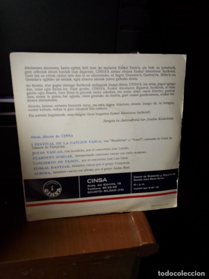 Discos de vinilo: Euskal abestiaren II GARREN SARIKETA CINSA 1966 - Foto 2