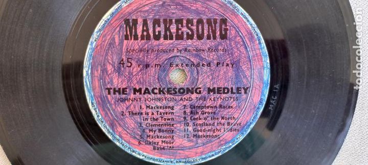 Vinyl records: Johnny Johnston And The Keynotes &ndash; The Mackesong Medley Mackesong. UK SOLO UNA CARA GRABADA