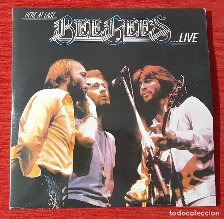 Discos de vinilo: BEE GEES - HERE AT LAST LIVE - 2 LPS - Foto 1