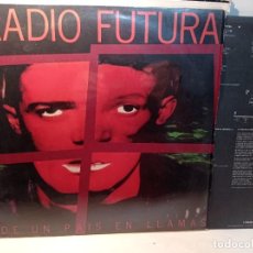 Discos de vinilo: DISCO LP RADIO FUTURA DE UN PAIS EN LLAMAS. Lote 348257168